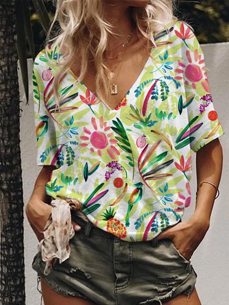 

Tropical Plant Graphic V-Neck Short-Sleeved Tee, Yellow, T-shirts