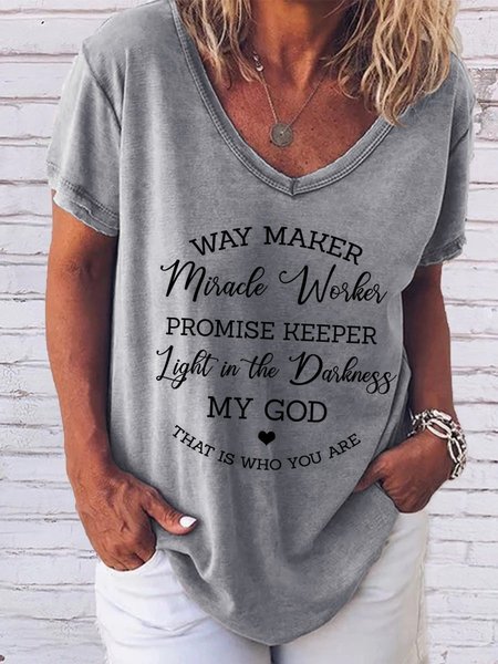 

Way Maker Miracle Worker Promise keeper Light In The Darkness Tee, Gray, T-shirts