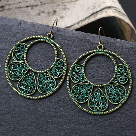 

Vintage Elegant Earrings, Green, Earrings