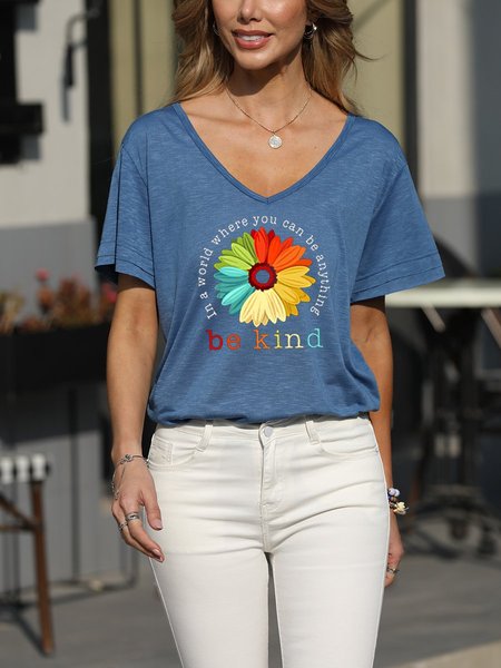 

Be Kind Women's T-Shirt, Blue, T-shirts
