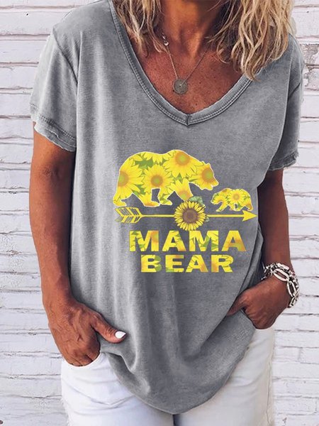 

Mama Bear Sunflower Funny Family Graphic V-neck Tee, Gray, T-shirts