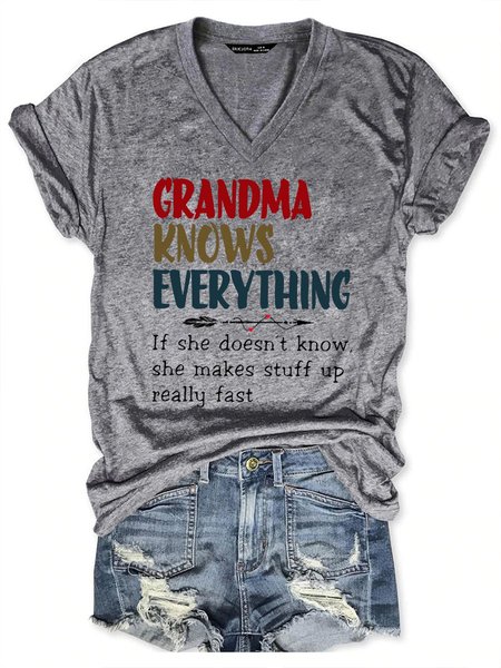 

Grandma Knows Everything Women's T-Shirt, Grey, T-shirts
