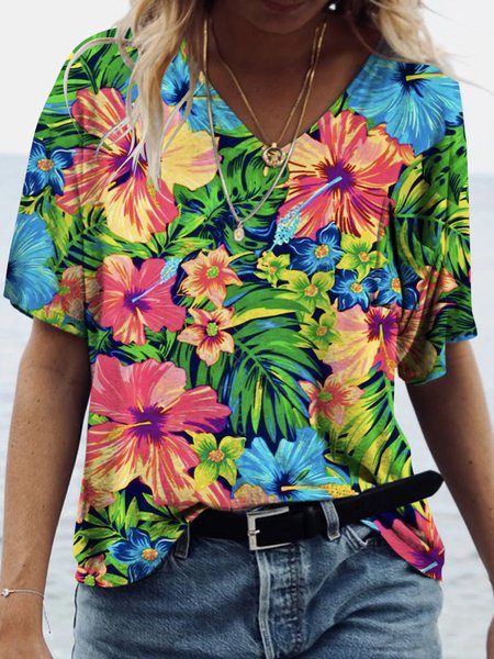 

Spring Flowers Graphic V-neck Tee, As picture, T-shirts