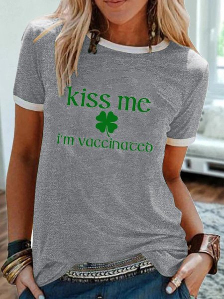 

Kiss Me I'M Vaccinated Printed Letter Short Sleeve Crew Neck Woman Tee, Gray, T-shirts