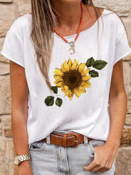 

Floral Short Sleeve Shift Crew Neck T-shirt, White, T-Shirts