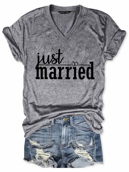 

Just Married V-neck T-shirt, Gray, T-shirts