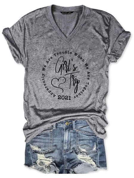

Girls Trip 2021 V-neck T-shirt, Gray, T-shirts