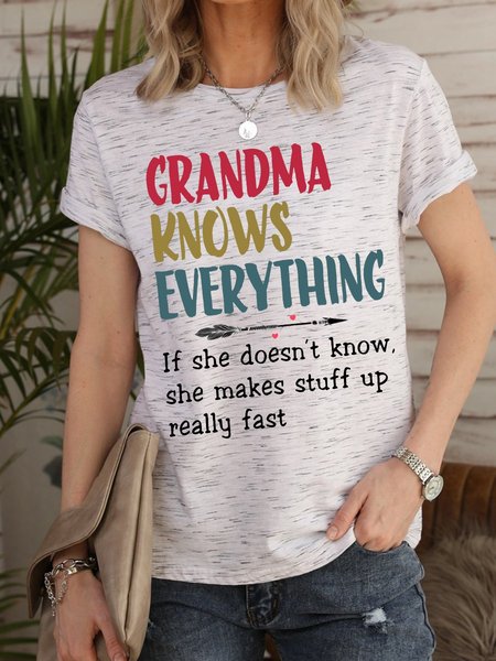 

Grandma Knows Everything Women's T-Shirt, Gray white, T-shirts