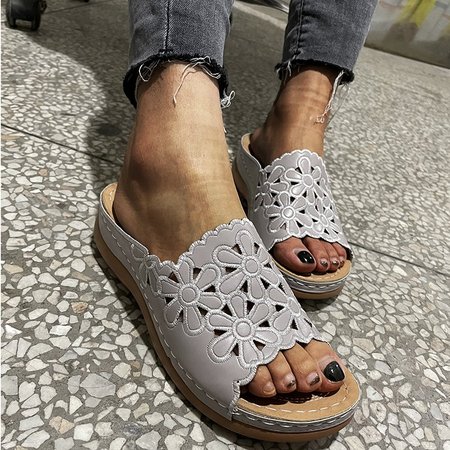 Daisy Low Heel Summer Casual Sandals, Beige, Slippers