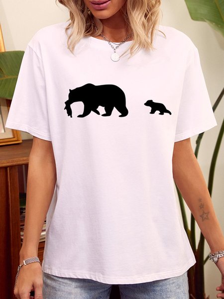 

Mother's Day MamaBear Holding A Child Graphic Tee, White, T-shirts