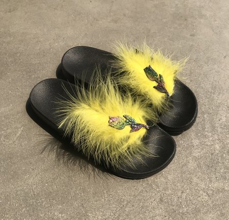 

Pu Date Slippers, Yellow, Slippers
