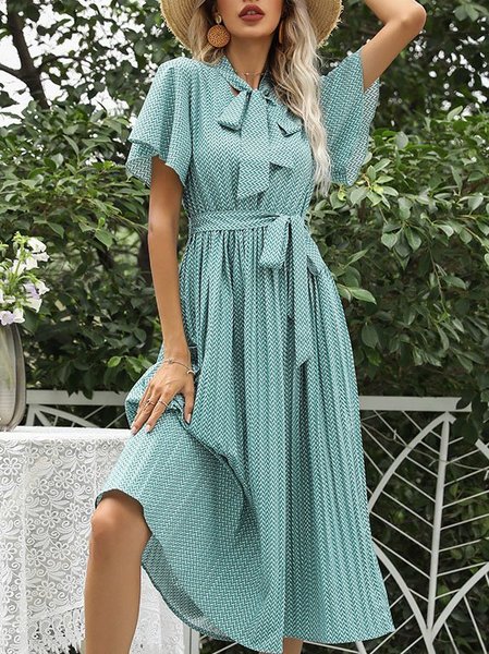 

Short Sleeve Resort Shift V Neck Midi Dress, Green, Midi Dresses