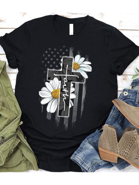 

Independence Day Faith Flag Daisy Crew Neck Tee, Black, T-shirts