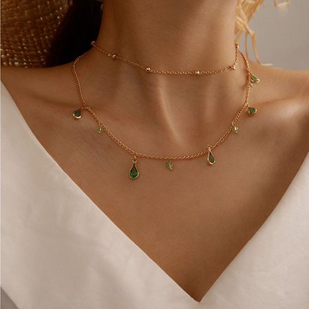 

Green diamond drop-shaped necklace, Necklaces