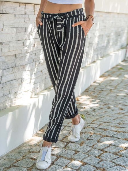 

Black & White Stripe Belted Straight-Leg Pants - Women, Pants