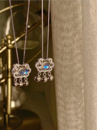

Alloy Necklace, Silver, Necklaces