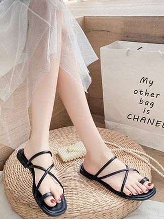 

Summer Pu Beach Sandals, Black, Sandals