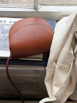 

Simplicity Magnetic Shoulder Bag, Coffee, Women's Bags