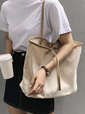 

Canvas Magnetic Shoulder Bag, Brown, Women's Bags