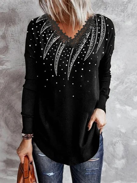 

Holiday V Neck Cotton-Blend Geometric T-shirt, Black, T-Shirts