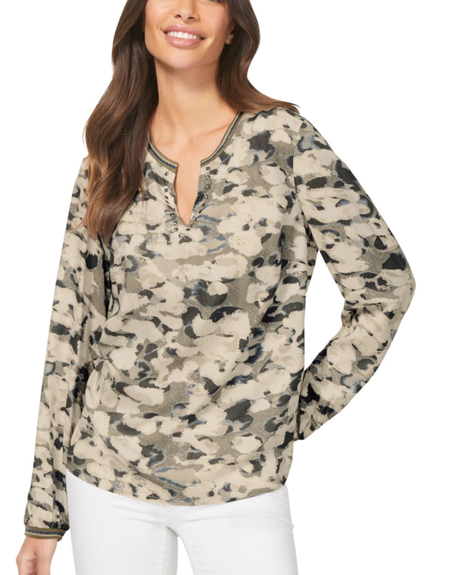 

Shirts & Tops, Camouflage green, Long sleeve tops