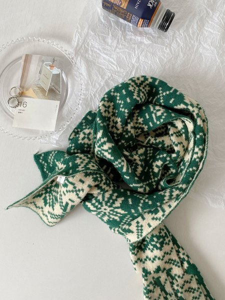 

Christmas Snowflake Warm Scarf, As picture, Scarves&Gloves