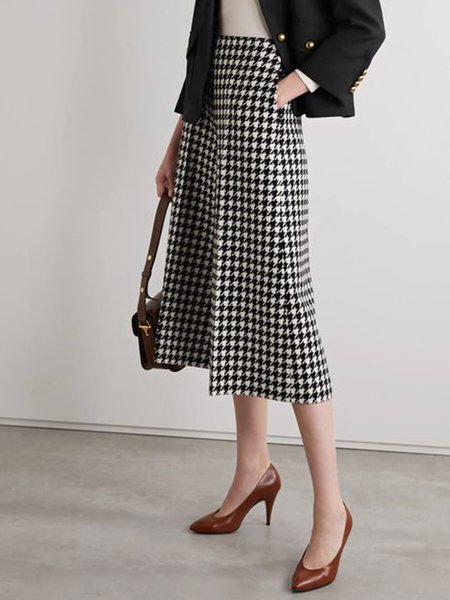 

Regular Fit Houndstooth Work Skirt, Black, Midi Skirts