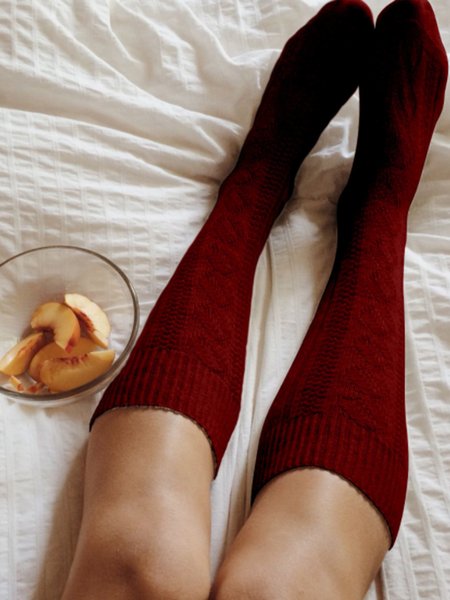 

Simple Solid Twist In Tube Knitted Pile Pile Socks, Wine red, Socks