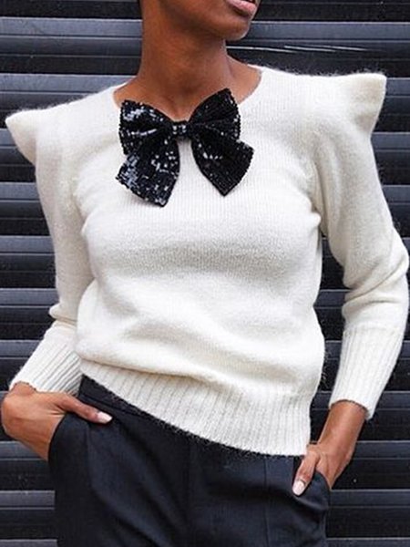 

Vintage Casual Elegant Crew Neck Sweater With Brooch, White, Pullovers