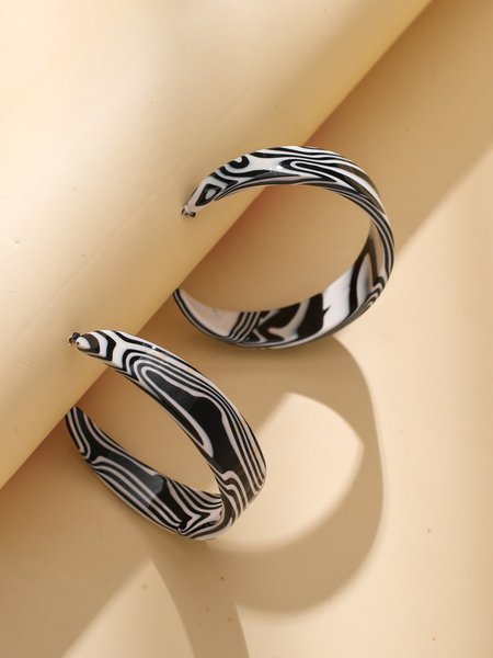 

Simple Checkered Cow Pattern Acrylic Earrings, Earrings