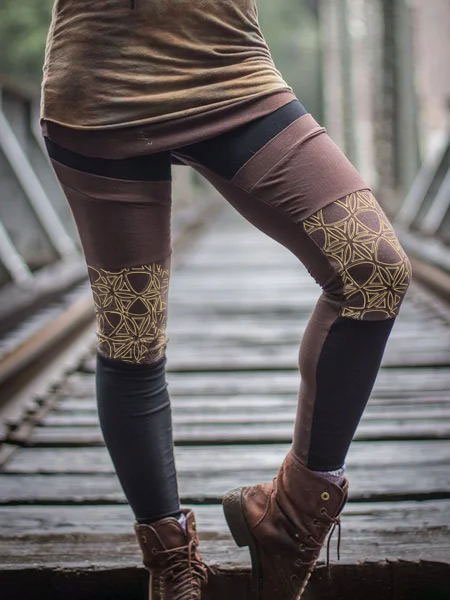 

Floral Regular Fit Cotton Pants, Cameo brown, Leggings