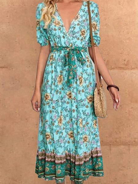 

Vacation Regular Fit Dresses, Green, Floral Dresses