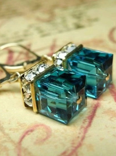 

Green Crystal Cube Peridot Square Earrings, Blue, Earrings