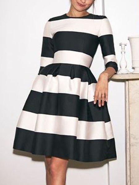 

Elegant Regular Fit Date Mini Dress, Black-white, Midi Dresses