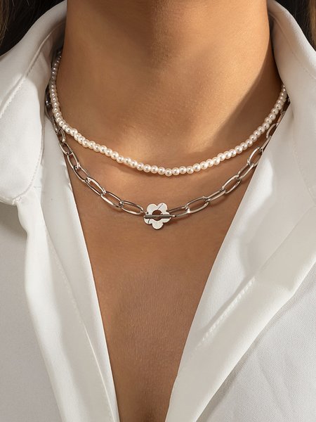 

Alloy Flower Pearl Necklace, Silver, Necklaces