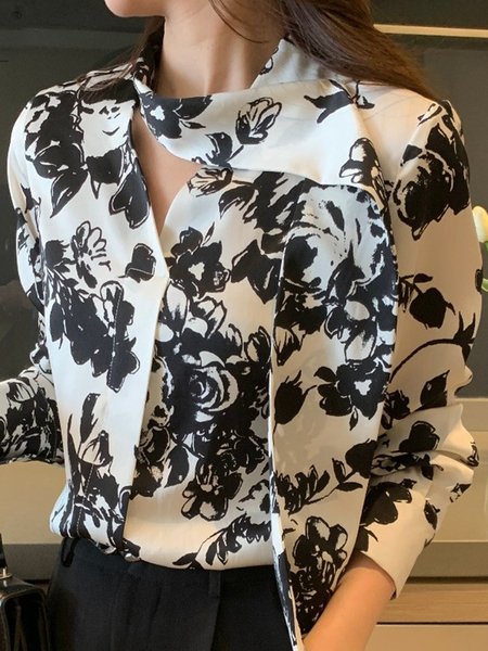 

Shirt Sleeve Regular Fit Floral V Neck Top, White, Blouses and Shirts