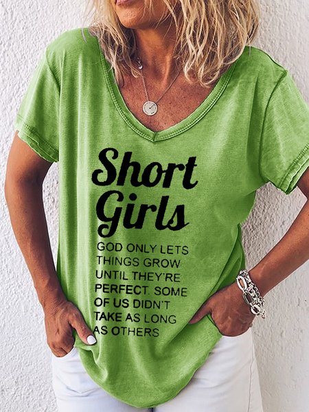 

Women's Funny Short Girls God Only Lets Things Grow T-shirt, Green, T-shirts