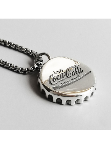 

Men's and Women's Personalized Cola Bottle Cap Necklace, As picture, Necklaces