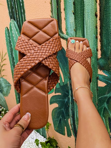 

Black-brown Woven Cross Strap Slipper, Women Shoes>>Women's Shoes>>Women sandals Slippers