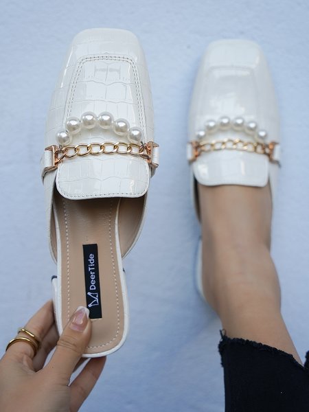 

Black-white Pearl Metal Chain Decoration Crocodile Pattern PU Leather Mules, Women Shoes>>Women's Shoes>>Women sandals Slippers