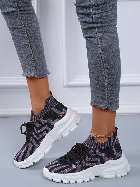 

Color Contrast Fabric Lace-up Sneakers, Black, Athletic & Casual Shoes