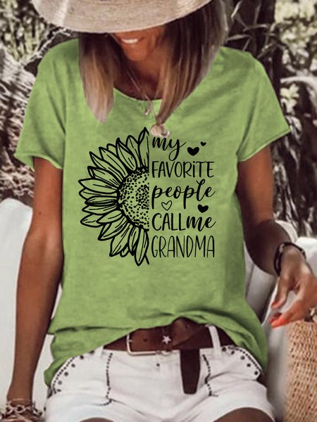 

My favorite people call me Grandma Tshirt Sunflower Short sleeve Top, Green, T-shirts