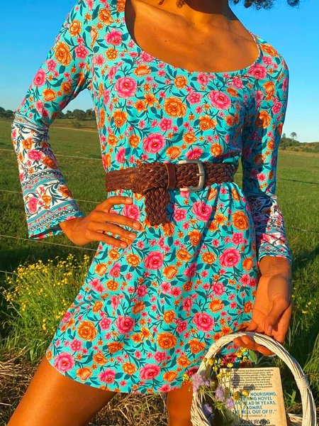 

Scoop Neckline Floral Regular Fit Dresses, Blue, Mini Dresses