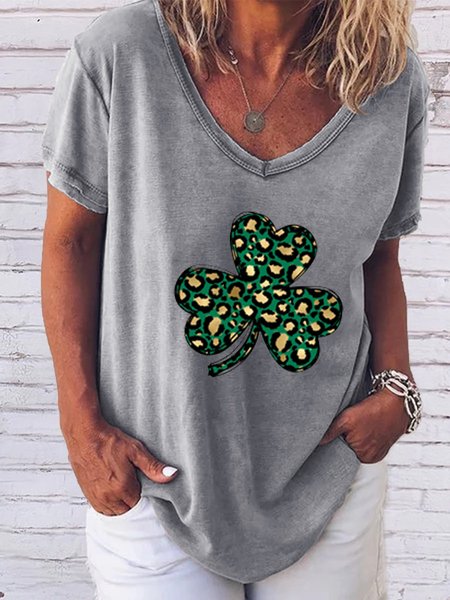 

St. Patrick's Day Clover Print Short Sleeve T-Shirt, Gray, T-shirts