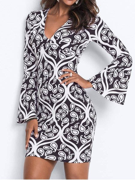 

Regular Fit Elegant Flare Sleeve Dress, Black, Mini Dresses