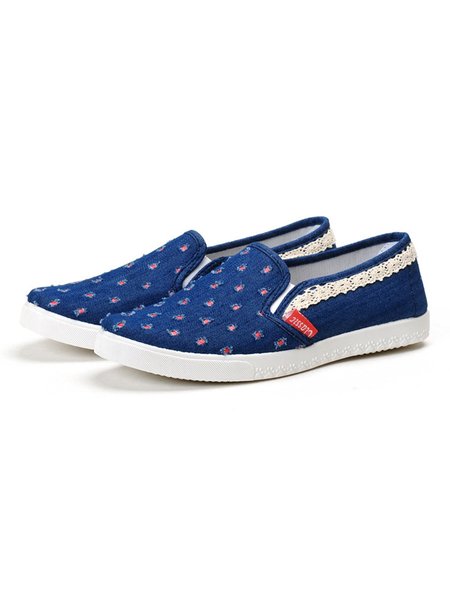 

Women's Blue Denim Shredded Flats, Flats