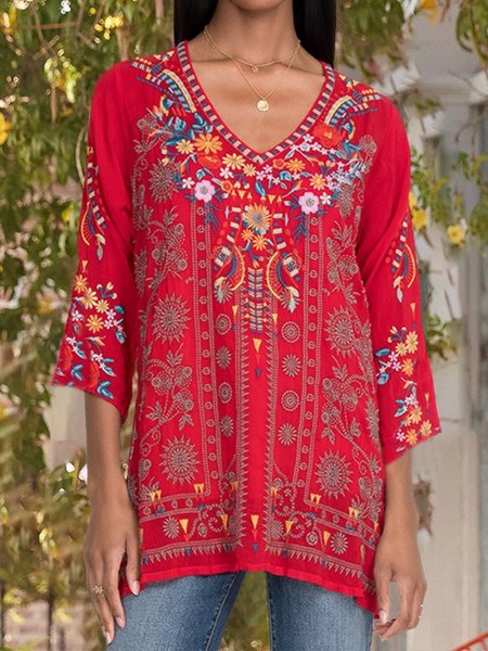 

Boho Tribal Pattern 3/4 Sleeve V Neck Plus Size Casual Tops, Red, Tops