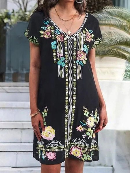 

Boho Tribal Pattern Short Sleeve V Neck Plus Size Casual Short sleeve Woven Dress, Black, Mini Dresses