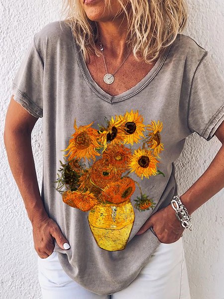 

Vintage Art Classic Floral Vacation V Neck Short Sleeve T-shirt, Khaki, T-Shirts