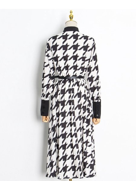 

Houndstooth Regular Fit Henley Midi Dress, Black, Midi Dresses
